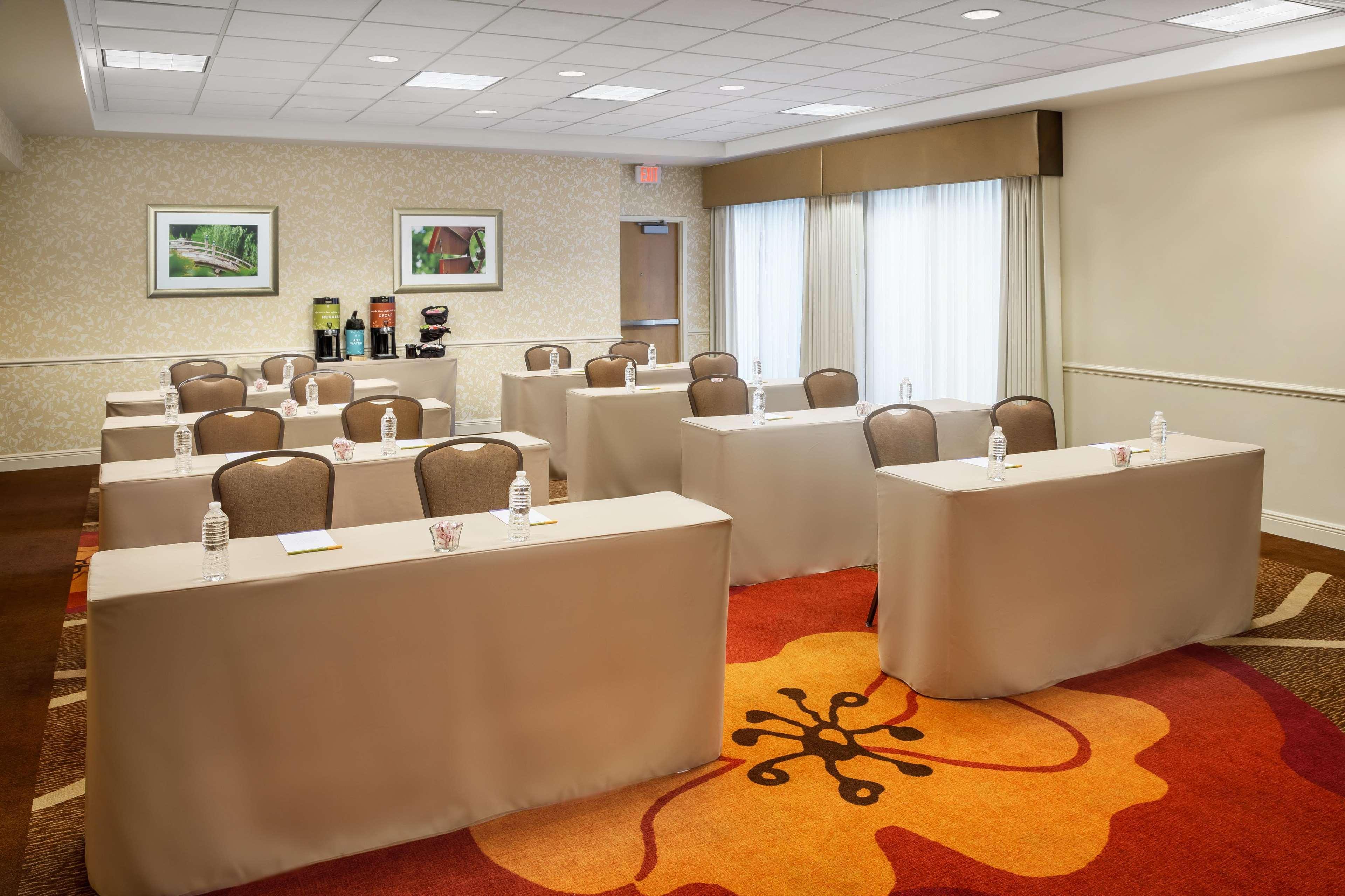 Hotel Hilton Garden Mary 3*
